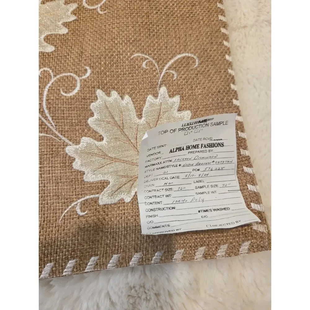 RARE Marmaxx Sample Table Runner Alpha Home Fashions